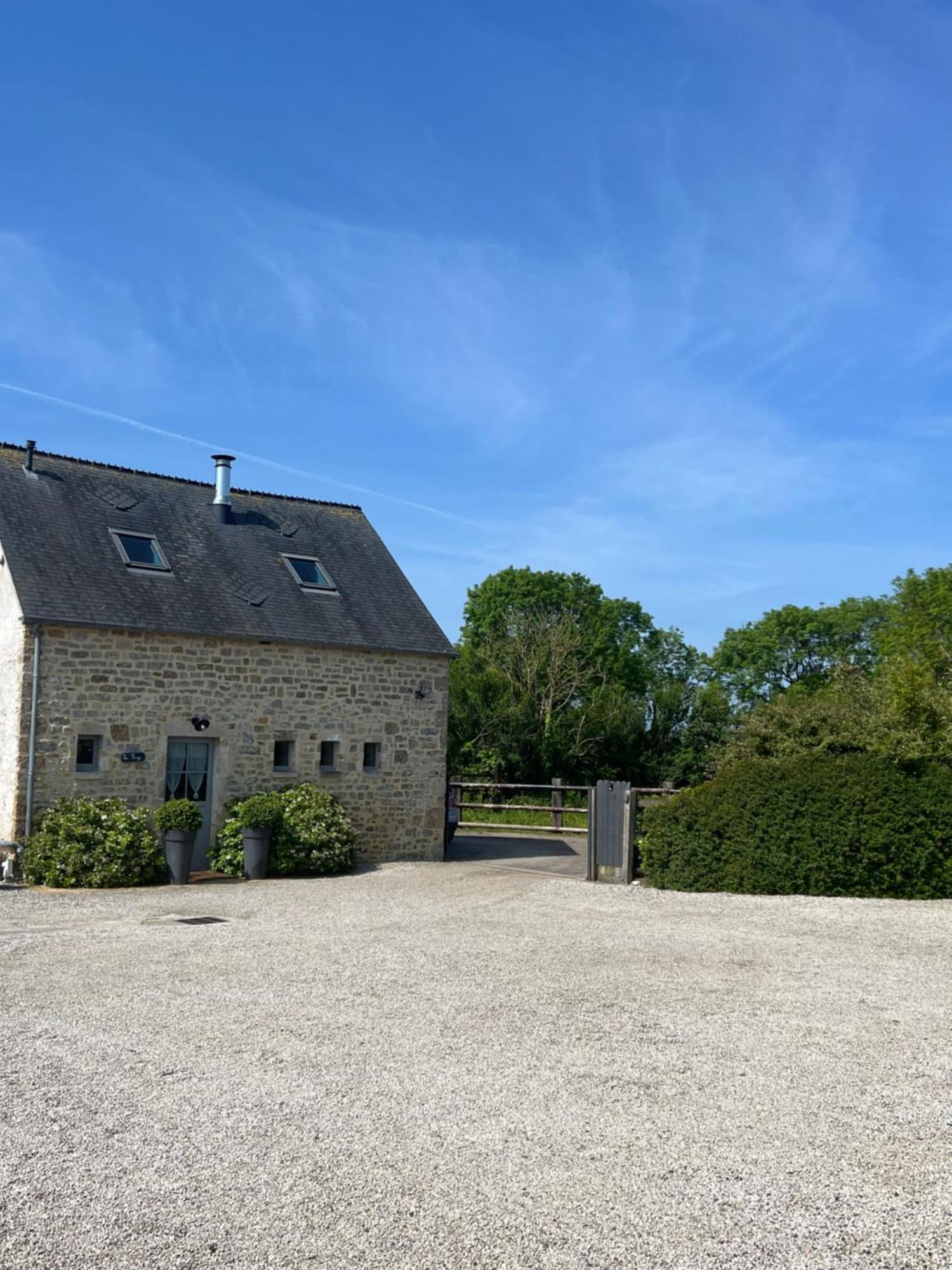La Forge, gîte familial,à Sainte Mère Eglise Esterno foto